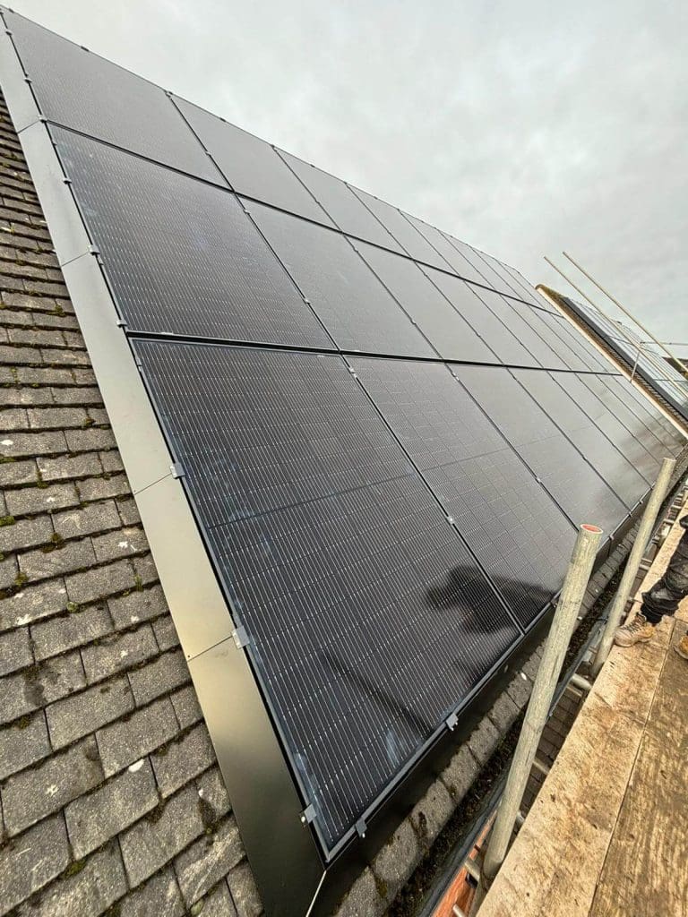 28961256-22d8-4a1e-ab61-28c2e35378aa